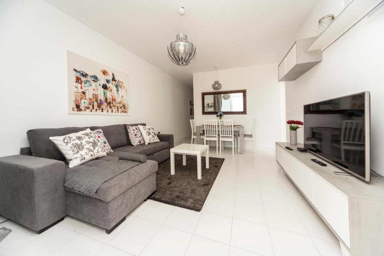 Luxury Suite Sea Front II Playa Honda  Extérieur photo
